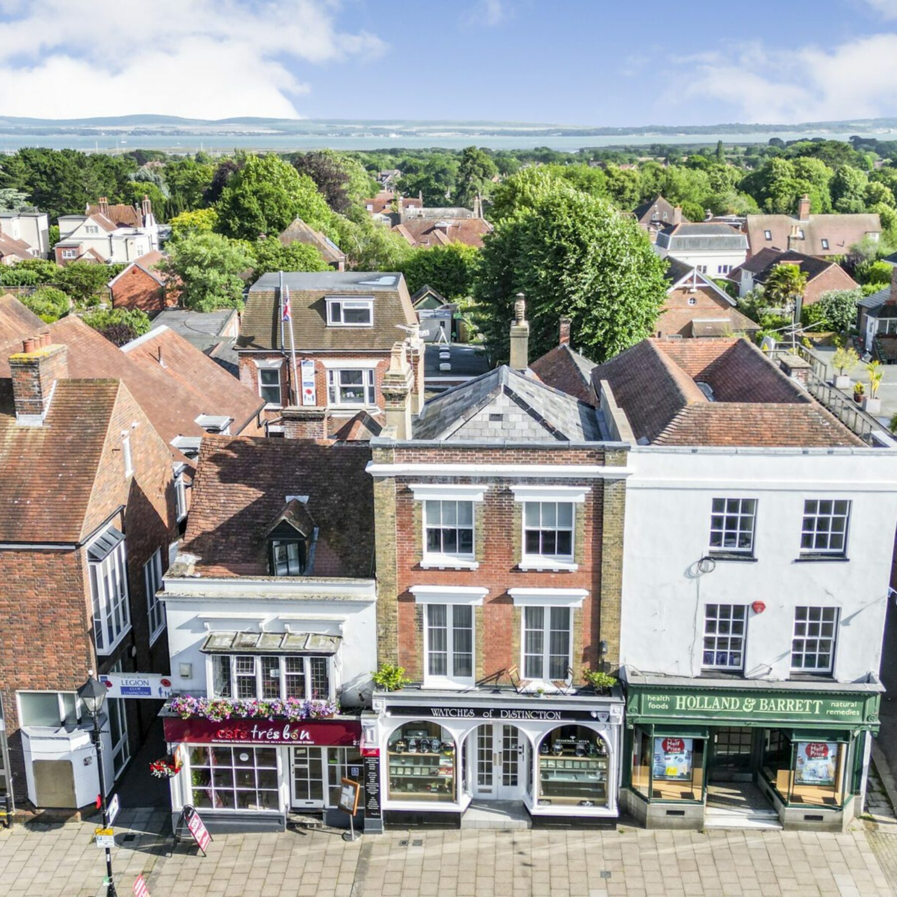 Burkmars Estate Agent Lymington Properties for Sale
