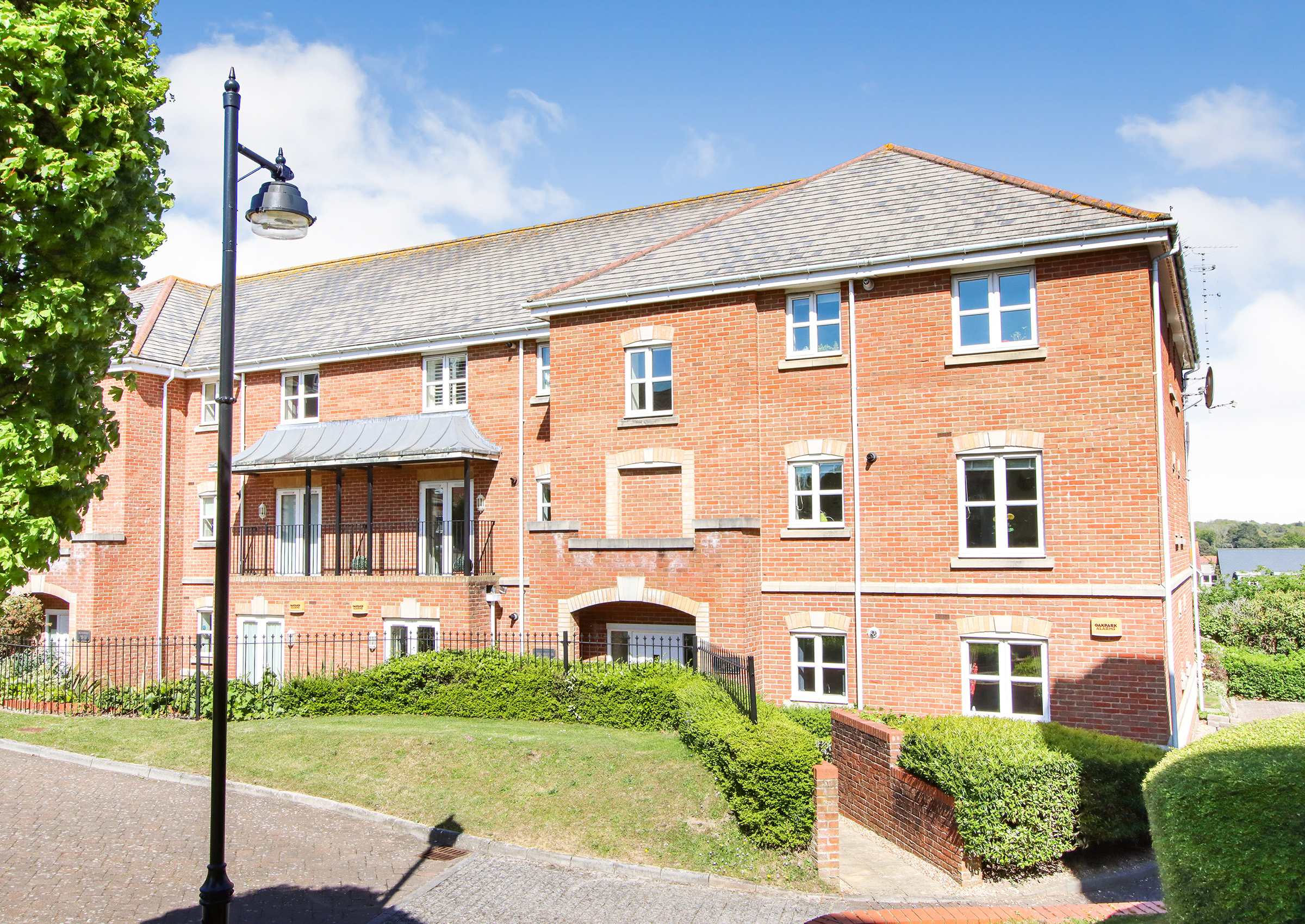 Lymington | Burkmars